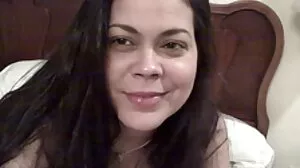Cik Chechick cerita lucah baby menipu Gadis Asia Nerdy - Langsung di Cam!